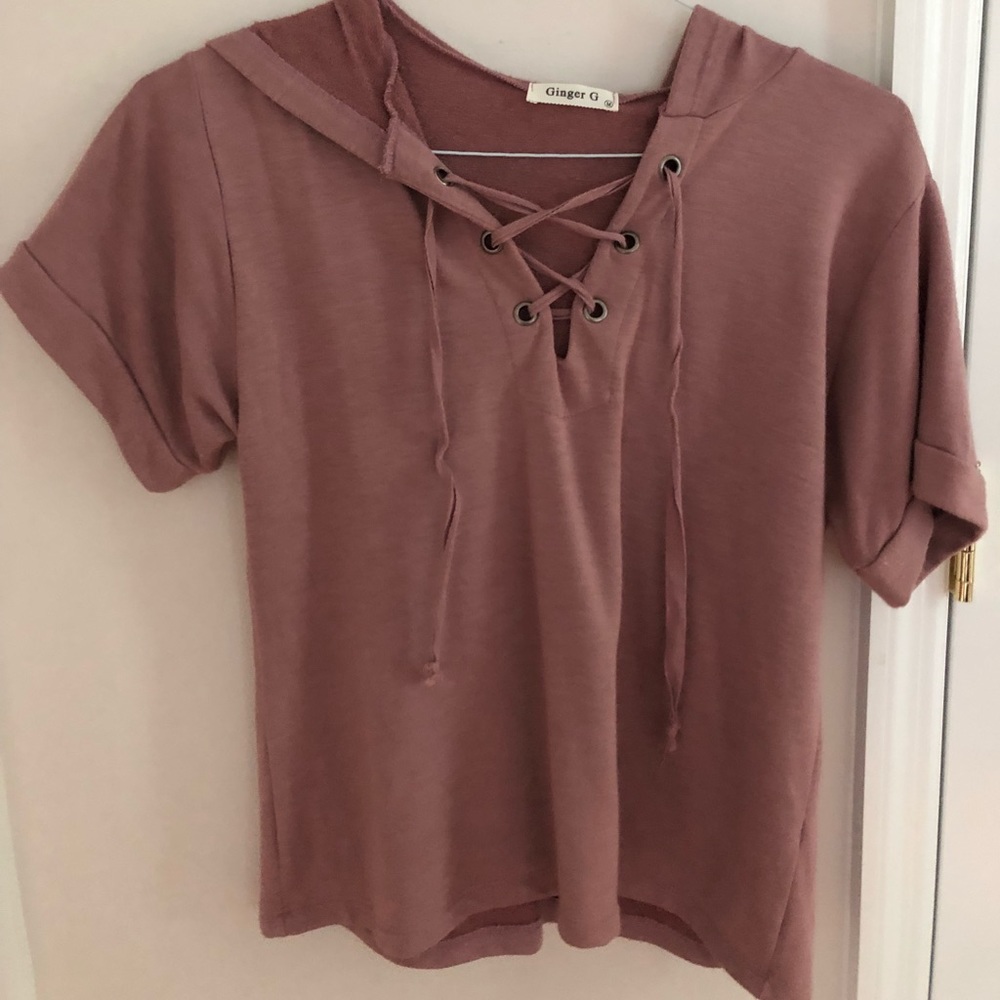 light tie-front short sleeve sweatshirt with hood